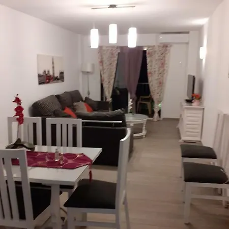 Piso Primera Linea De Playa En Recien Reformado Apartment Fuengirola